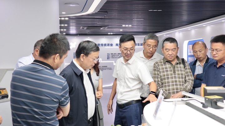 江西省农业农村厅副厅长刘光华一行莅临1929cc威尼斯云农调研