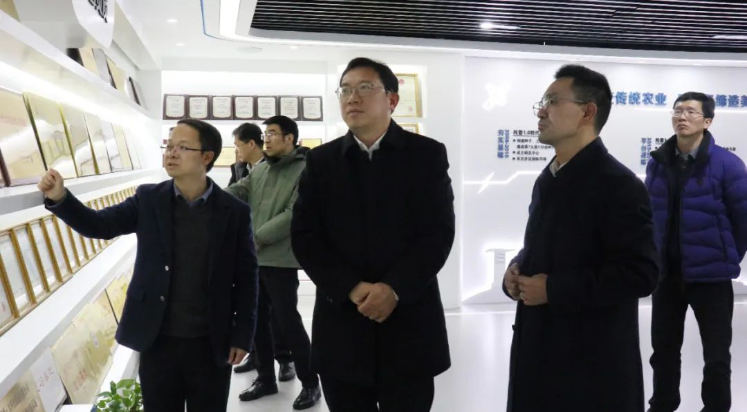 湘湖实验室常务副主任杨华一行莅临1929cc威尼斯云农考察调研